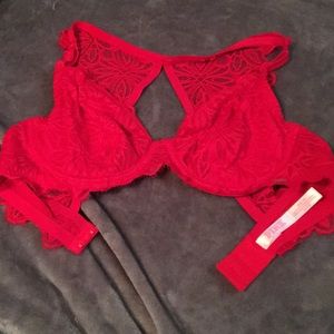 Victoria’s Secret Pink unlined date bra